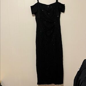 Chic Black Off-Shoulder Maxi Dress